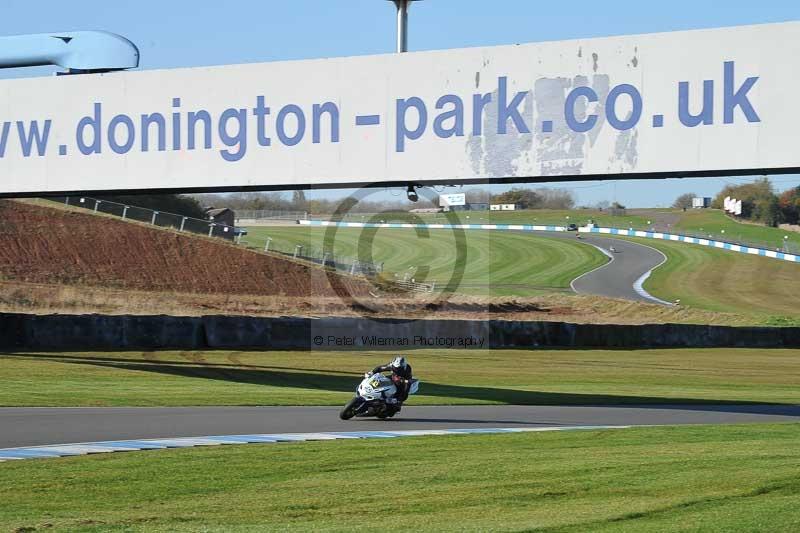 Motorcycle action photographs;donington;donington park leicestershire;donington photographs;event digital images;eventdigitalimages;no limits trackday;peter wileman photography;trackday;trackday digital images;trackday photos