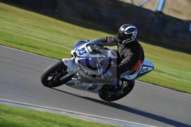 Motorcycle action photographs;donington;donington park leicestershire;donington photographs;event digital images;eventdigitalimages;no limits trackday;peter wileman photography;trackday;trackday digital images;trackday photos