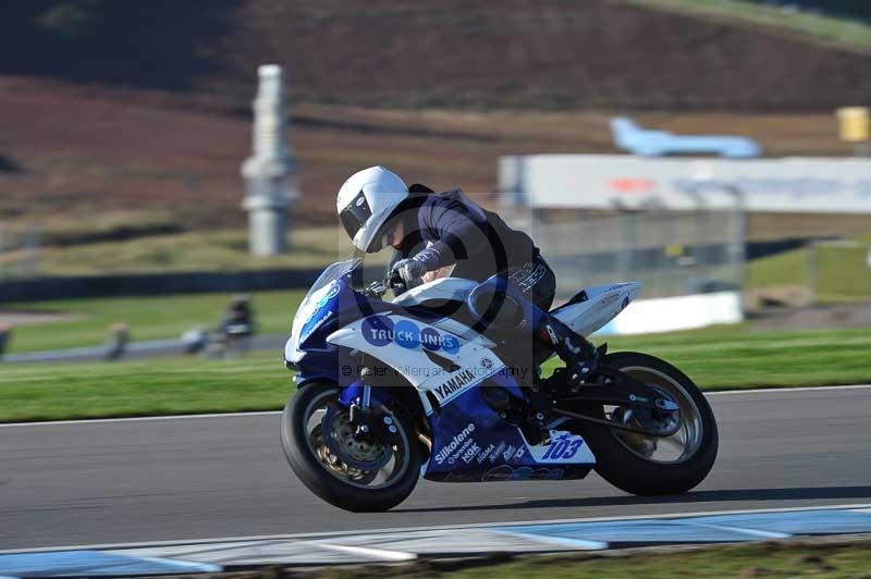 Motorcycle action photographs;donington;donington park leicestershire;donington photographs;event digital images;eventdigitalimages;no limits trackday;peter wileman photography;trackday;trackday digital images;trackday photos