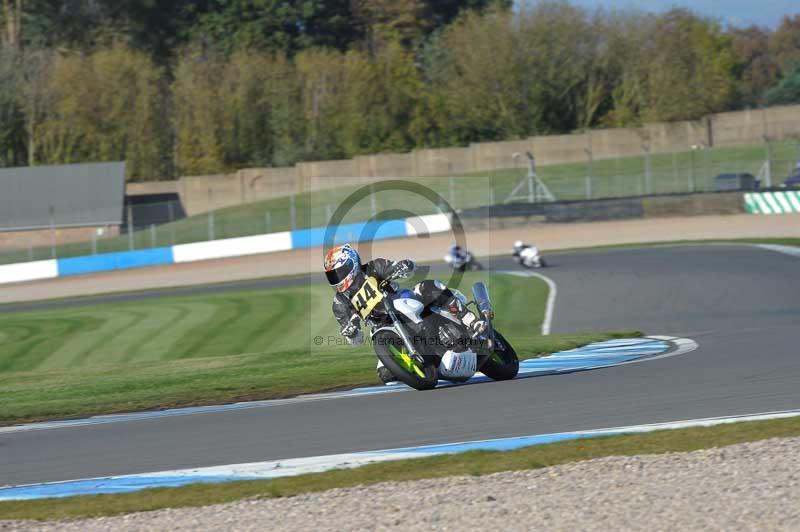 Motorcycle action photographs;donington;donington park leicestershire;donington photographs;event digital images;eventdigitalimages;no limits trackday;peter wileman photography;trackday;trackday digital images;trackday photos