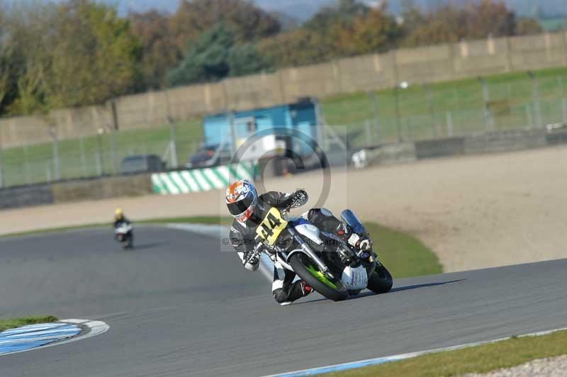 Motorcycle action photographs;donington;donington park leicestershire;donington photographs;event digital images;eventdigitalimages;no limits trackday;peter wileman photography;trackday;trackday digital images;trackday photos