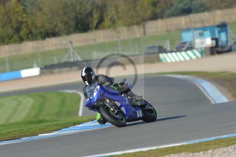 Motorcycle action photographs;donington;donington park leicestershire;donington photographs;event digital images;eventdigitalimages;no limits trackday;peter wileman photography;trackday;trackday digital images;trackday photos