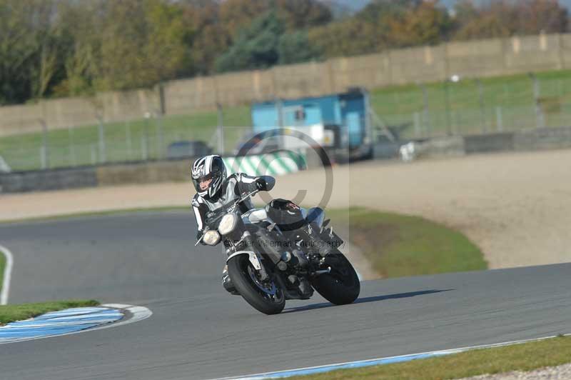 Motorcycle action photographs;donington;donington park leicestershire;donington photographs;event digital images;eventdigitalimages;no limits trackday;peter wileman photography;trackday;trackday digital images;trackday photos