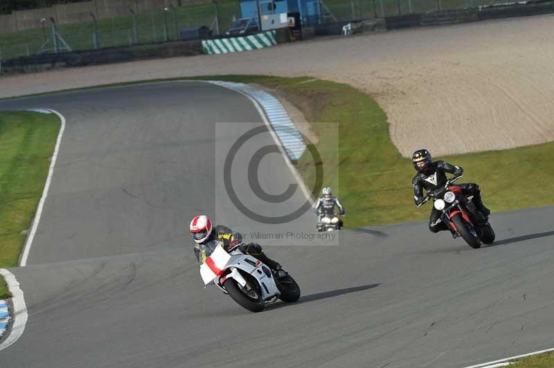 Motorcycle action photographs;donington;donington park leicestershire;donington photographs;event digital images;eventdigitalimages;no limits trackday;peter wileman photography;trackday;trackday digital images;trackday photos