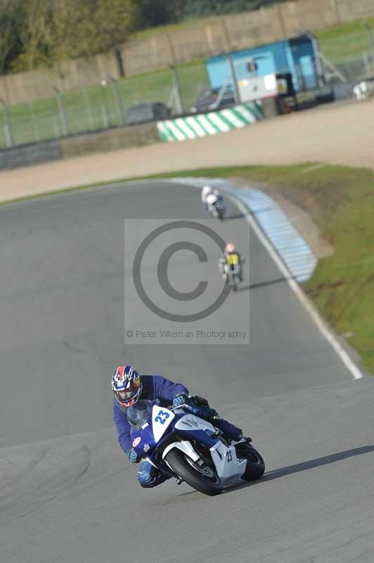 Motorcycle action photographs;donington;donington park leicestershire;donington photographs;event digital images;eventdigitalimages;no limits trackday;peter wileman photography;trackday;trackday digital images;trackday photos