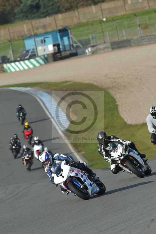 Motorcycle action photographs;donington;donington park leicestershire;donington photographs;event digital images;eventdigitalimages;no limits trackday;peter wileman photography;trackday;trackday digital images;trackday photos