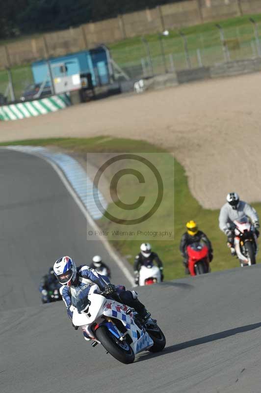 Motorcycle action photographs;donington;donington park leicestershire;donington photographs;event digital images;eventdigitalimages;no limits trackday;peter wileman photography;trackday;trackday digital images;trackday photos