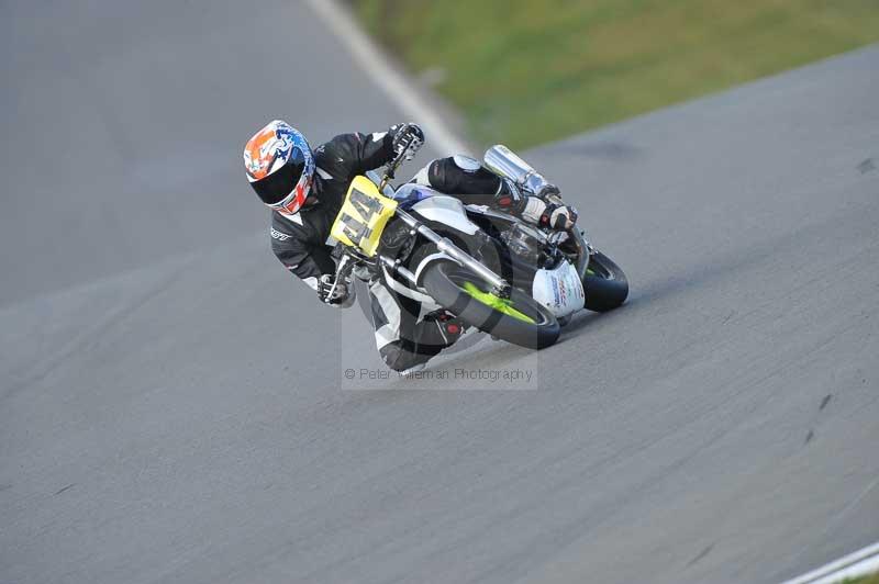 Motorcycle action photographs;donington;donington park leicestershire;donington photographs;event digital images;eventdigitalimages;no limits trackday;peter wileman photography;trackday;trackday digital images;trackday photos