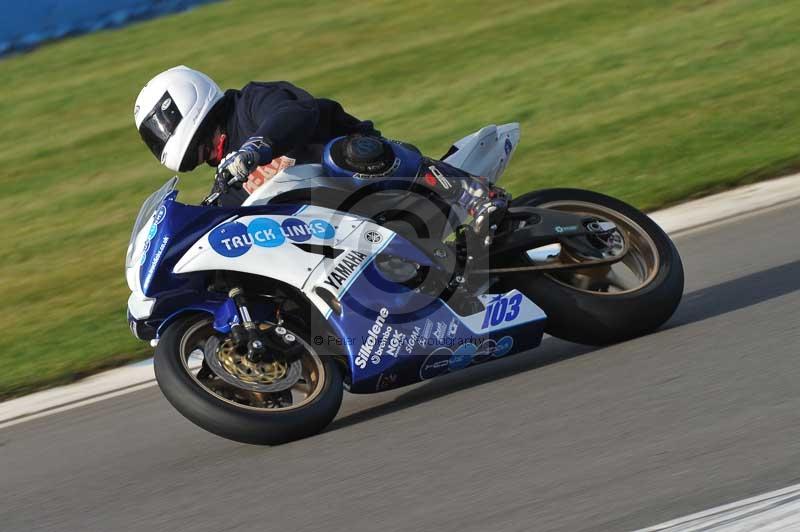 Motorcycle action photographs;donington;donington park leicestershire;donington photographs;event digital images;eventdigitalimages;no limits trackday;peter wileman photography;trackday;trackday digital images;trackday photos