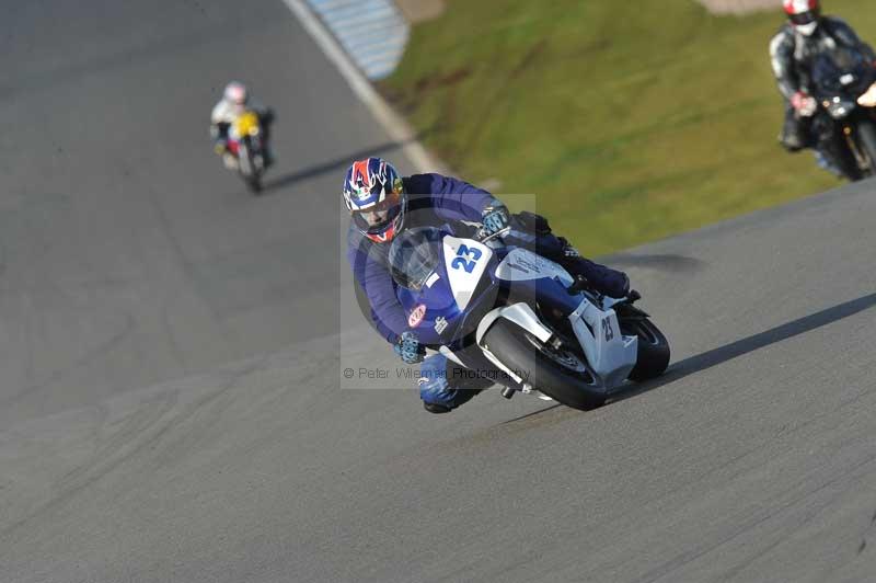 Motorcycle action photographs;donington;donington park leicestershire;donington photographs;event digital images;eventdigitalimages;no limits trackday;peter wileman photography;trackday;trackday digital images;trackday photos