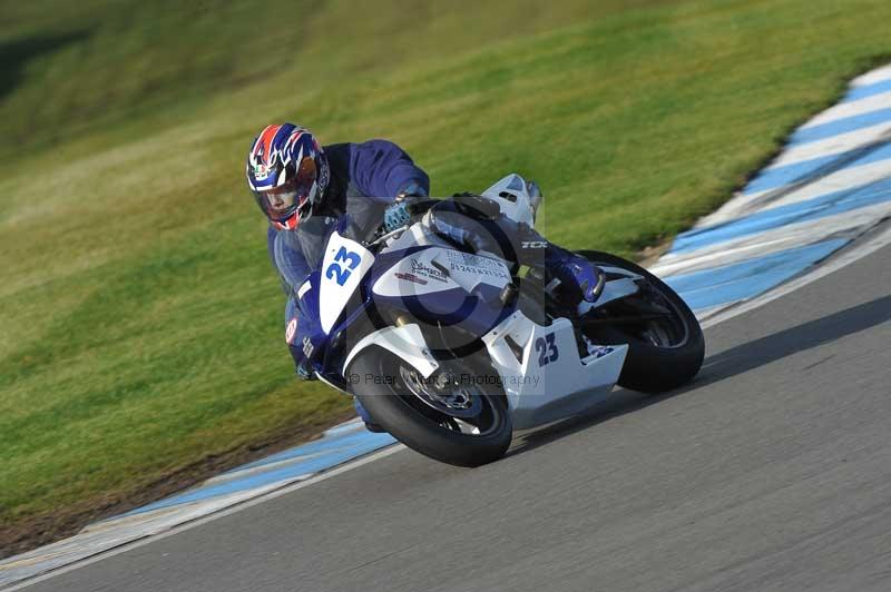 Motorcycle action photographs;donington;donington park leicestershire;donington photographs;event digital images;eventdigitalimages;no limits trackday;peter wileman photography;trackday;trackday digital images;trackday photos