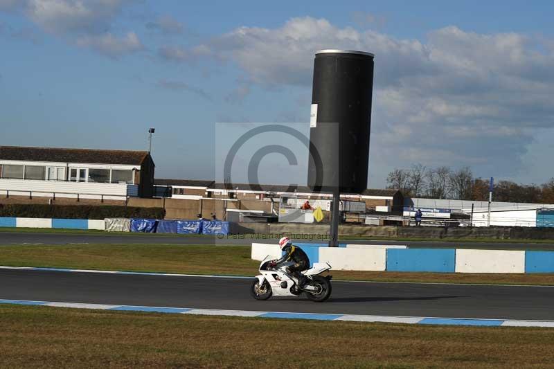 Motorcycle action photographs;donington;donington park leicestershire;donington photographs;event digital images;eventdigitalimages;no limits trackday;peter wileman photography;trackday;trackday digital images;trackday photos