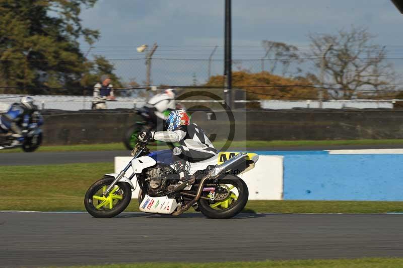 Motorcycle action photographs;donington;donington park leicestershire;donington photographs;event digital images;eventdigitalimages;no limits trackday;peter wileman photography;trackday;trackday digital images;trackday photos