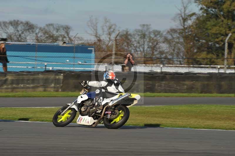 Motorcycle action photographs;donington;donington park leicestershire;donington photographs;event digital images;eventdigitalimages;no limits trackday;peter wileman photography;trackday;trackday digital images;trackday photos