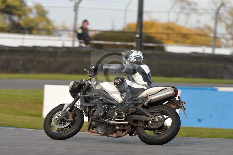 Motorcycle action photographs;donington;donington park leicestershire;donington photographs;event digital images;eventdigitalimages;no limits trackday;peter wileman photography;trackday;trackday digital images;trackday photos