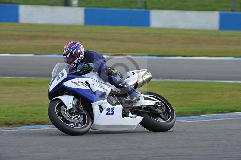 Motorcycle action photographs;donington;donington park leicestershire;donington photographs;event digital images;eventdigitalimages;no limits trackday;peter wileman photography;trackday;trackday digital images;trackday photos