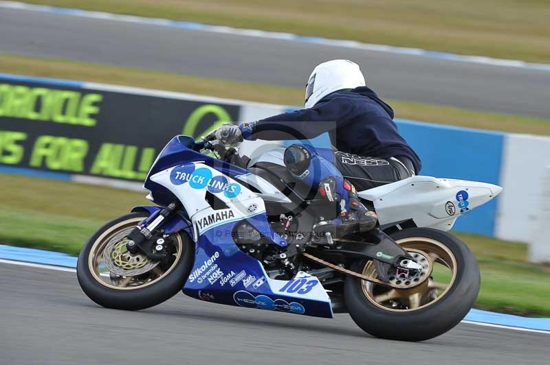 Motorcycle action photographs;donington;donington park leicestershire;donington photographs;event digital images;eventdigitalimages;no limits trackday;peter wileman photography;trackday;trackday digital images;trackday photos