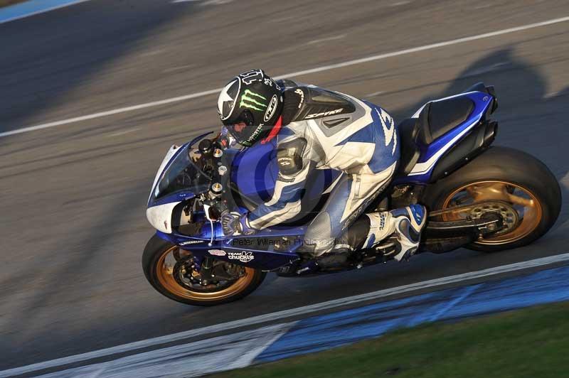 Motorcycle action photographs;donington;donington park leicestershire;donington photographs;event digital images;eventdigitalimages;no limits trackday;peter wileman photography;trackday;trackday digital images;trackday photos