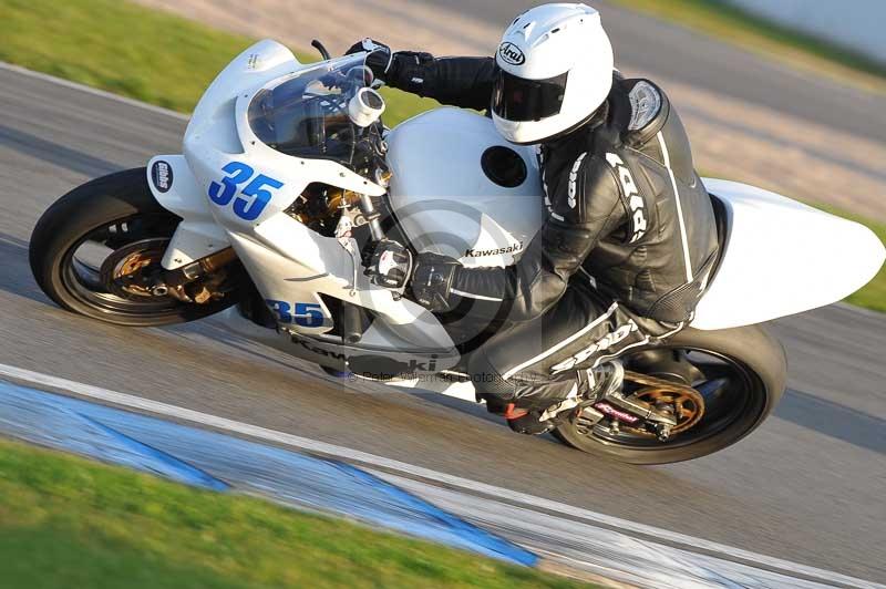 Motorcycle action photographs;donington;donington park leicestershire;donington photographs;event digital images;eventdigitalimages;no limits trackday;peter wileman photography;trackday;trackday digital images;trackday photos