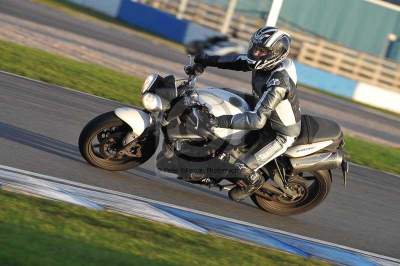 Motorcycle action photographs;donington;donington park leicestershire;donington photographs;event digital images;eventdigitalimages;no limits trackday;peter wileman photography;trackday;trackday digital images;trackday photos