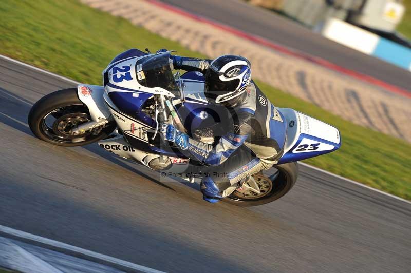 Motorcycle action photographs;donington;donington park leicestershire;donington photographs;event digital images;eventdigitalimages;no limits trackday;peter wileman photography;trackday;trackday digital images;trackday photos