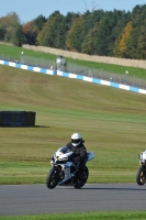 Motorcycle-action-photographs;donington;donington-park-leicestershire;donington-photographs;event-digital-images;eventdigitalimages;no-limits-trackday;peter-wileman-photography;trackday;trackday-digital-images;trackday-photos