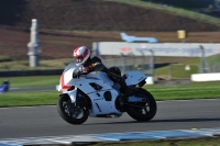 Motorcycle-action-photographs;donington;donington-park-leicestershire;donington-photographs;event-digital-images;eventdigitalimages;no-limits-trackday;peter-wileman-photography;trackday;trackday-digital-images;trackday-photos