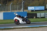 Motorcycle-action-photographs;donington;donington-park-leicestershire;donington-photographs;event-digital-images;eventdigitalimages;no-limits-trackday;peter-wileman-photography;trackday;trackday-digital-images;trackday-photos