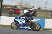 Motorcycle-action-photographs;donington;donington-park-leicestershire;donington-photographs;event-digital-images;eventdigitalimages;no-limits-trackday;peter-wileman-photography;trackday;trackday-digital-images;trackday-photos