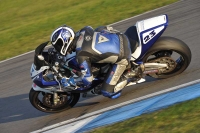 Motorcycle-action-photographs;donington;donington-park-leicestershire;donington-photographs;event-digital-images;eventdigitalimages;no-limits-trackday;peter-wileman-photography;trackday;trackday-digital-images;trackday-photos