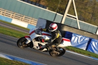 Motorcycle-action-photographs;donington;donington-park-leicestershire;donington-photographs;event-digital-images;eventdigitalimages;no-limits-trackday;peter-wileman-photography;trackday;trackday-digital-images;trackday-photos