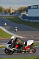 Motorcycle-action-photographs;donington;donington-park-leicestershire;donington-photographs;event-digital-images;eventdigitalimages;no-limits-trackday;peter-wileman-photography;trackday;trackday-digital-images;trackday-photos