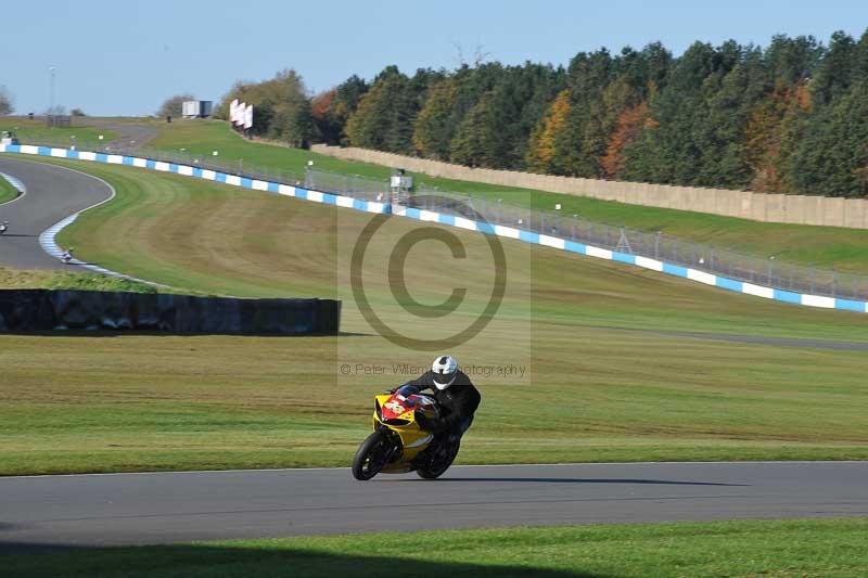 Motorcycle action photographs;donington;donington park leicestershire;donington photographs;event digital images;eventdigitalimages;no limits trackday;peter wileman photography;trackday;trackday digital images;trackday photos