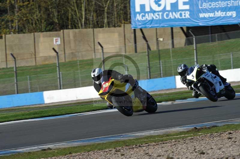 Motorcycle action photographs;donington;donington park leicestershire;donington photographs;event digital images;eventdigitalimages;no limits trackday;peter wileman photography;trackday;trackday digital images;trackday photos