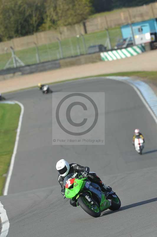 Motorcycle action photographs;donington;donington park leicestershire;donington photographs;event digital images;eventdigitalimages;no limits trackday;peter wileman photography;trackday;trackday digital images;trackday photos