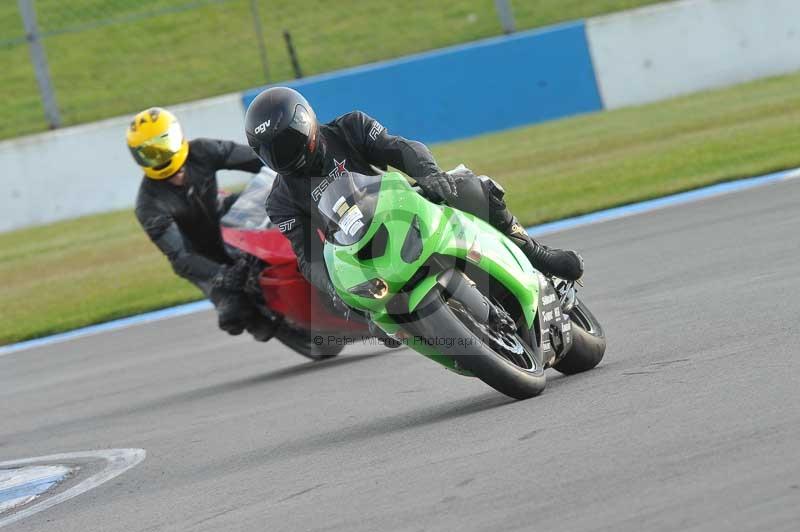 Motorcycle action photographs;donington;donington park leicestershire;donington photographs;event digital images;eventdigitalimages;no limits trackday;peter wileman photography;trackday;trackday digital images;trackday photos