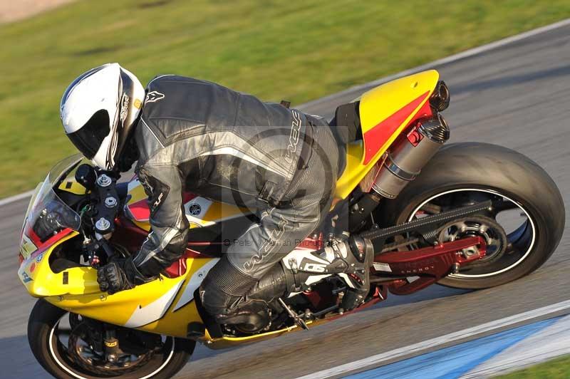 Motorcycle action photographs;donington;donington park leicestershire;donington photographs;event digital images;eventdigitalimages;no limits trackday;peter wileman photography;trackday;trackday digital images;trackday photos