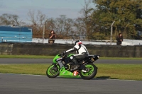 Motorcycle-action-photographs;donington;donington-park-leicestershire;donington-photographs;event-digital-images;eventdigitalimages;no-limits-trackday;peter-wileman-photography;trackday;trackday-digital-images;trackday-photos