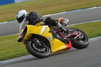 Motorcycle-action-photographs;donington;donington-park-leicestershire;donington-photographs;event-digital-images;eventdigitalimages;no-limits-trackday;peter-wileman-photography;trackday;trackday-digital-images;trackday-photos