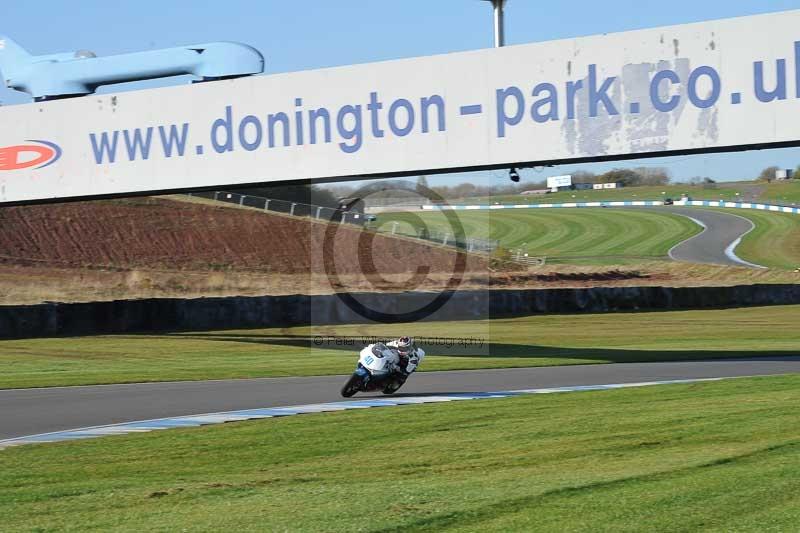 Motorcycle action photographs;donington;donington park leicestershire;donington photographs;event digital images;eventdigitalimages;no limits trackday;peter wileman photography;trackday;trackday digital images;trackday photos