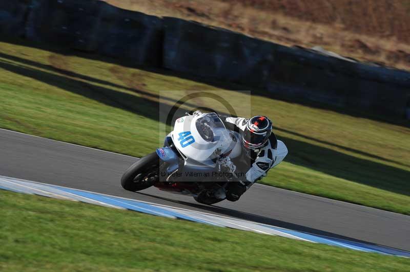 Motorcycle action photographs;donington;donington park leicestershire;donington photographs;event digital images;eventdigitalimages;no limits trackday;peter wileman photography;trackday;trackday digital images;trackday photos