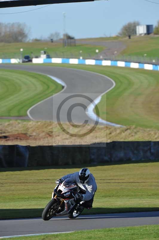 Motorcycle action photographs;donington;donington park leicestershire;donington photographs;event digital images;eventdigitalimages;no limits trackday;peter wileman photography;trackday;trackday digital images;trackday photos