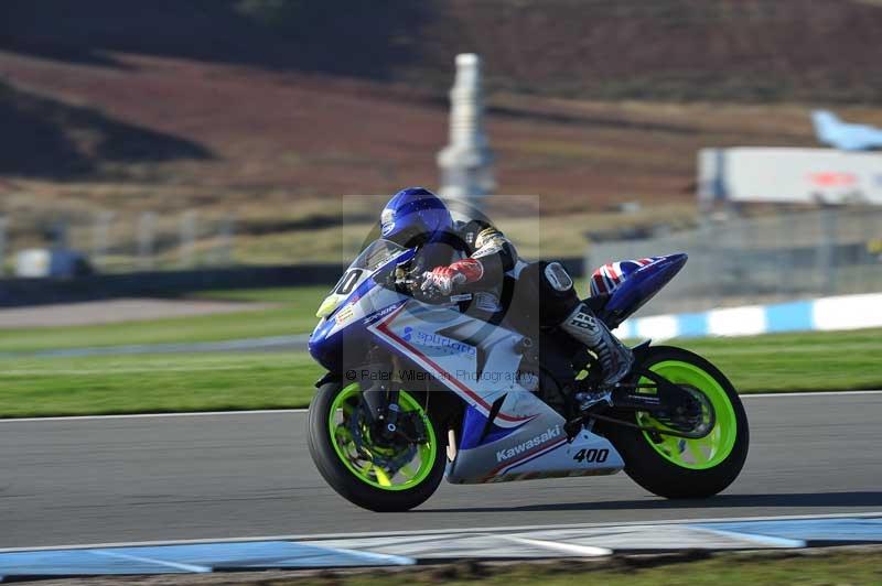 Motorcycle action photographs;donington;donington park leicestershire;donington photographs;event digital images;eventdigitalimages;no limits trackday;peter wileman photography;trackday;trackday digital images;trackday photos