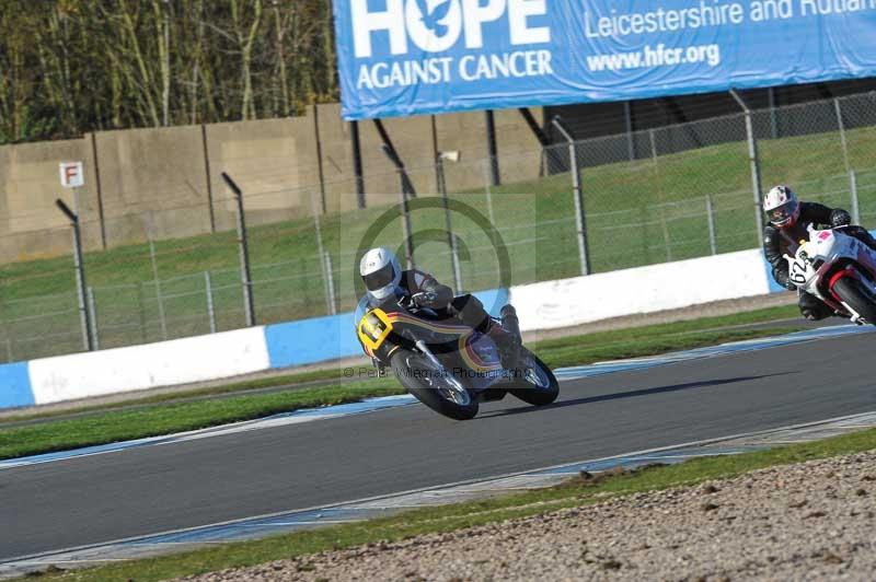 Motorcycle action photographs;donington;donington park leicestershire;donington photographs;event digital images;eventdigitalimages;no limits trackday;peter wileman photography;trackday;trackday digital images;trackday photos