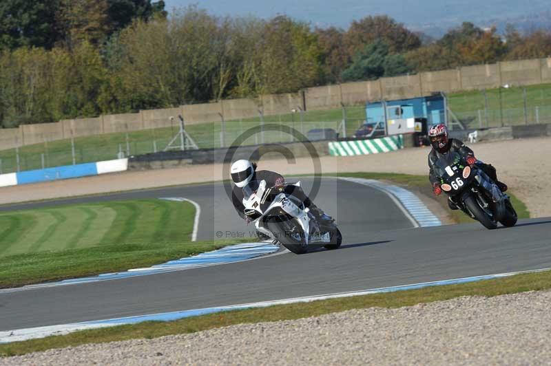 Motorcycle action photographs;donington;donington park leicestershire;donington photographs;event digital images;eventdigitalimages;no limits trackday;peter wileman photography;trackday;trackday digital images;trackday photos