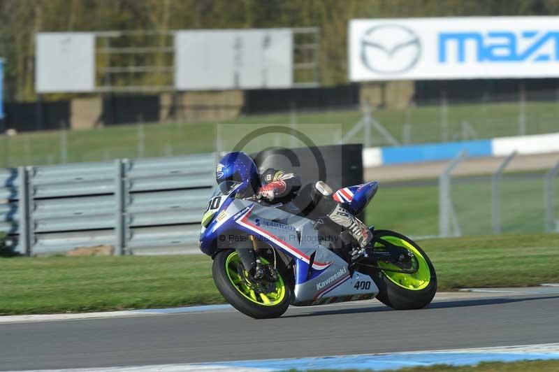 Motorcycle action photographs;donington;donington park leicestershire;donington photographs;event digital images;eventdigitalimages;no limits trackday;peter wileman photography;trackday;trackday digital images;trackday photos