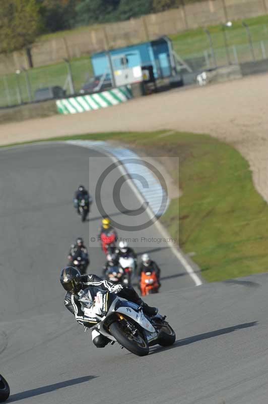 Motorcycle action photographs;donington;donington park leicestershire;donington photographs;event digital images;eventdigitalimages;no limits trackday;peter wileman photography;trackday;trackday digital images;trackday photos