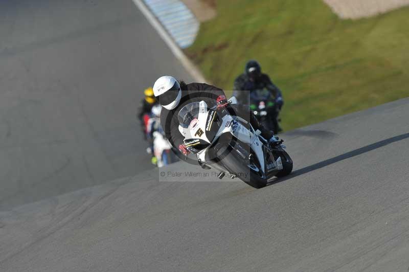 Motorcycle action photographs;donington;donington park leicestershire;donington photographs;event digital images;eventdigitalimages;no limits trackday;peter wileman photography;trackday;trackday digital images;trackday photos