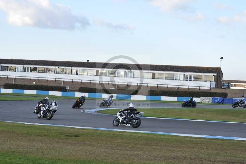 Motorcycle action photographs;donington;donington park leicestershire;donington photographs;event digital images;eventdigitalimages;no limits trackday;peter wileman photography;trackday;trackday digital images;trackday photos