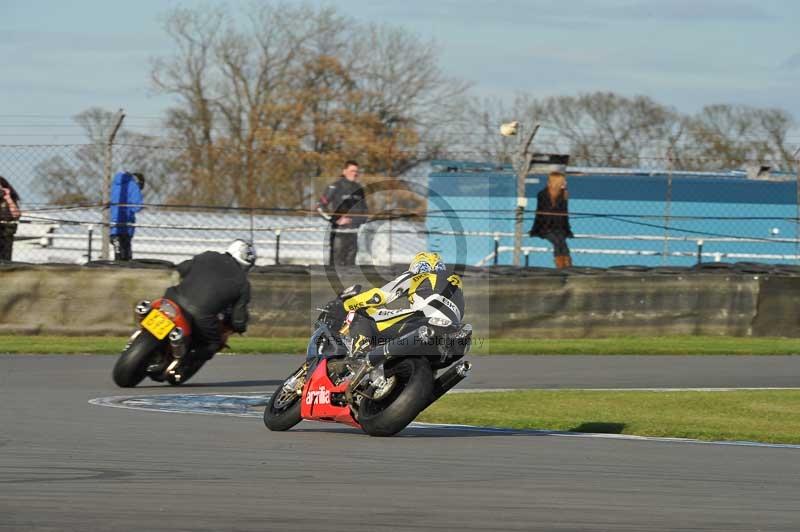 Motorcycle action photographs;donington;donington park leicestershire;donington photographs;event digital images;eventdigitalimages;no limits trackday;peter wileman photography;trackday;trackday digital images;trackday photos